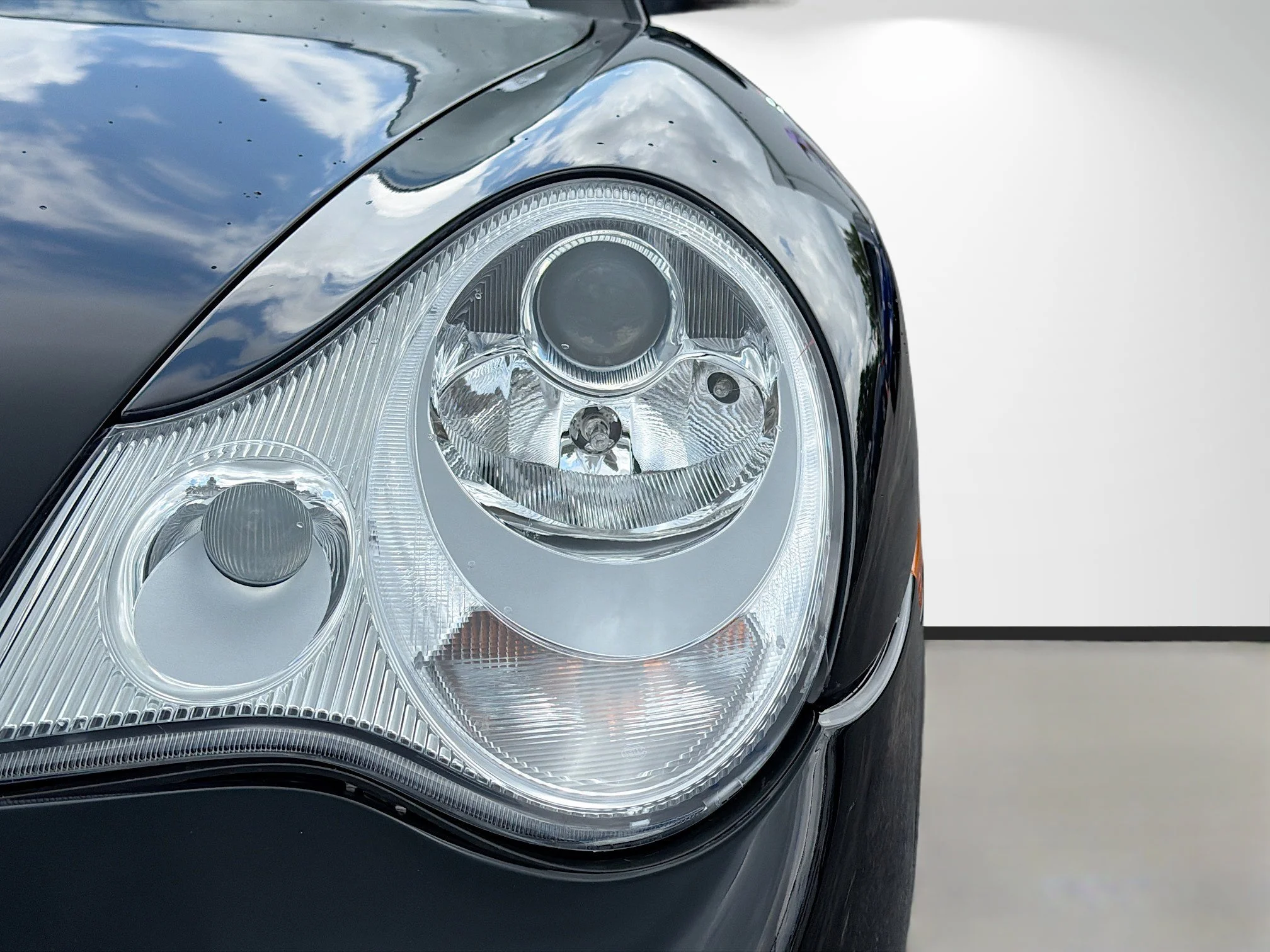 Used 2002 Black Porsche Carrera image 9