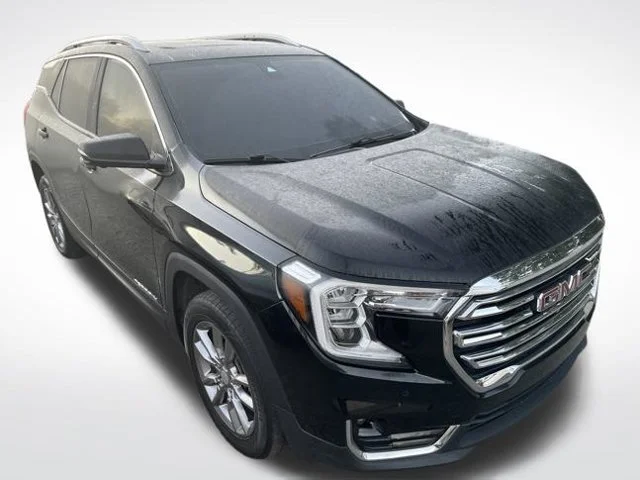 Used 2022 Black GMC SLT image 1