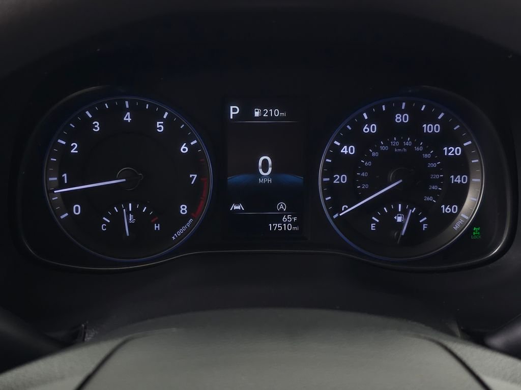 2023 Hyundai Kona SE - Photo 18