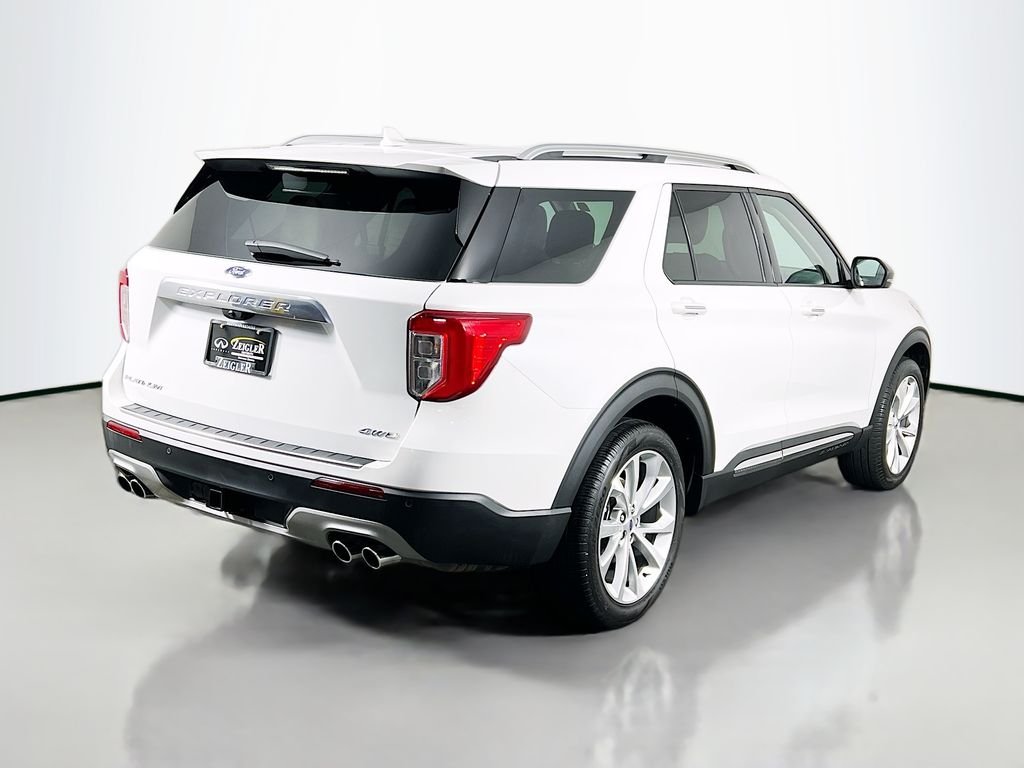 Used 2023 Star White Metallic Tri-Coat Ford Platinum image 7