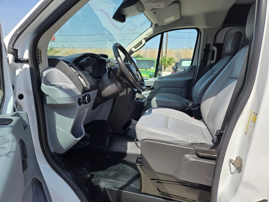 Used 2017 White Ford Base image 9