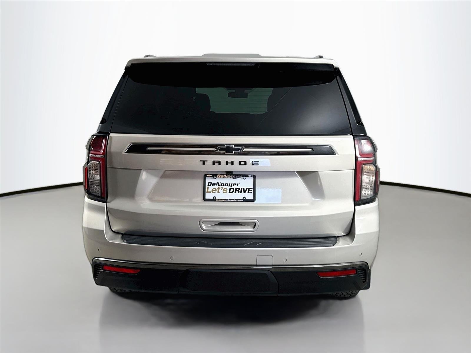 Used 2021 EMPIRE BEIGE METALLIC Chevrolet Z71 image 8