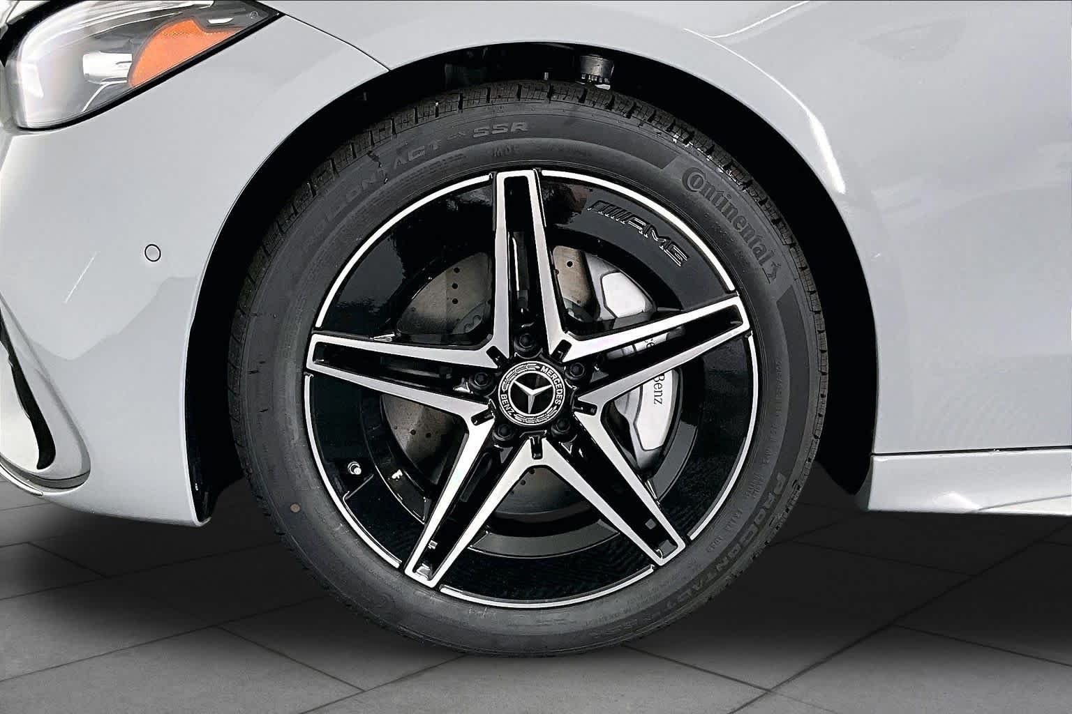 New 2026 MANUFAKTUR Alpine Grey Mercedes-Benz C 300 image 18