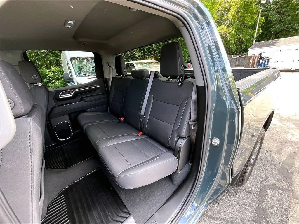 2026 Chevrolet Silverado 1500 LT - Photo 15