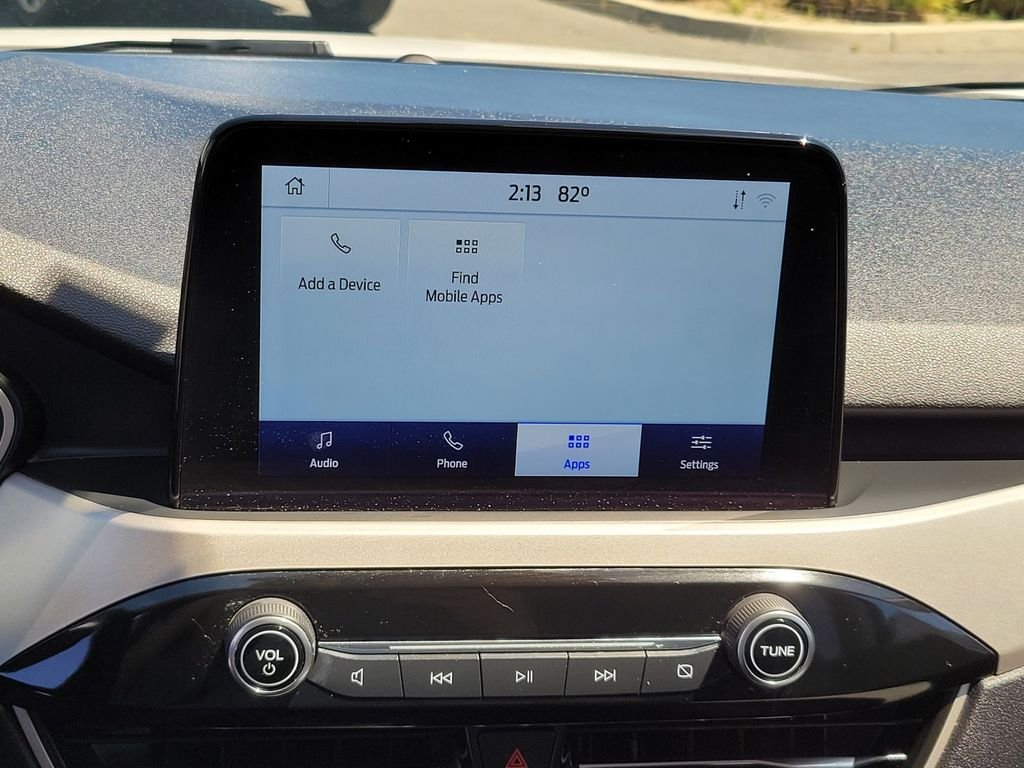 Used 2022 White Ford SEL image 19