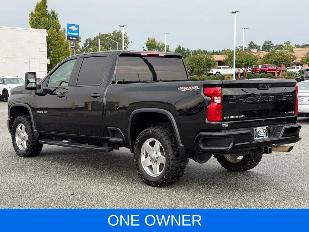 Used 2024 Black Chevrolet Custom image 3