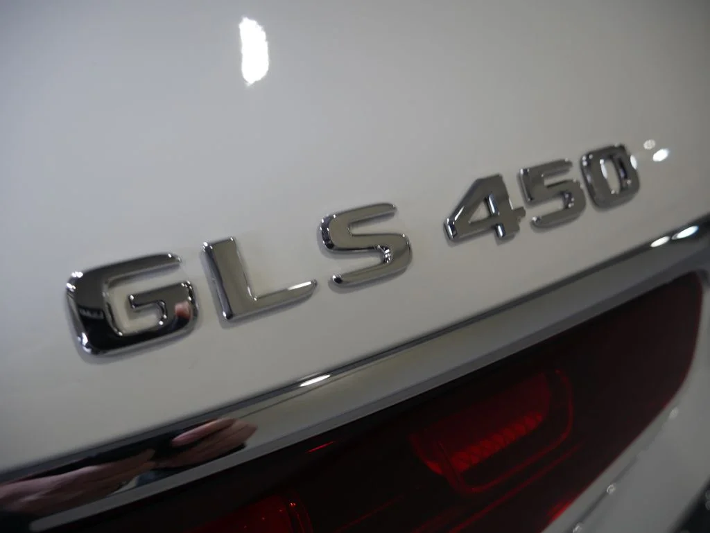 New 2026 Polar White Mercedes-Benz GLS 450 image 9