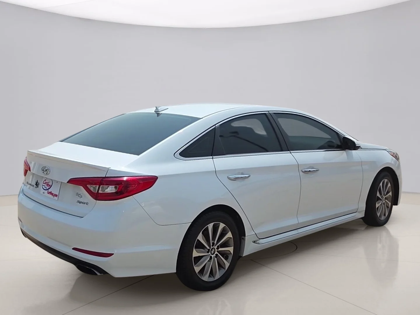 Used 2017 White Hyundai SPORT image 5
