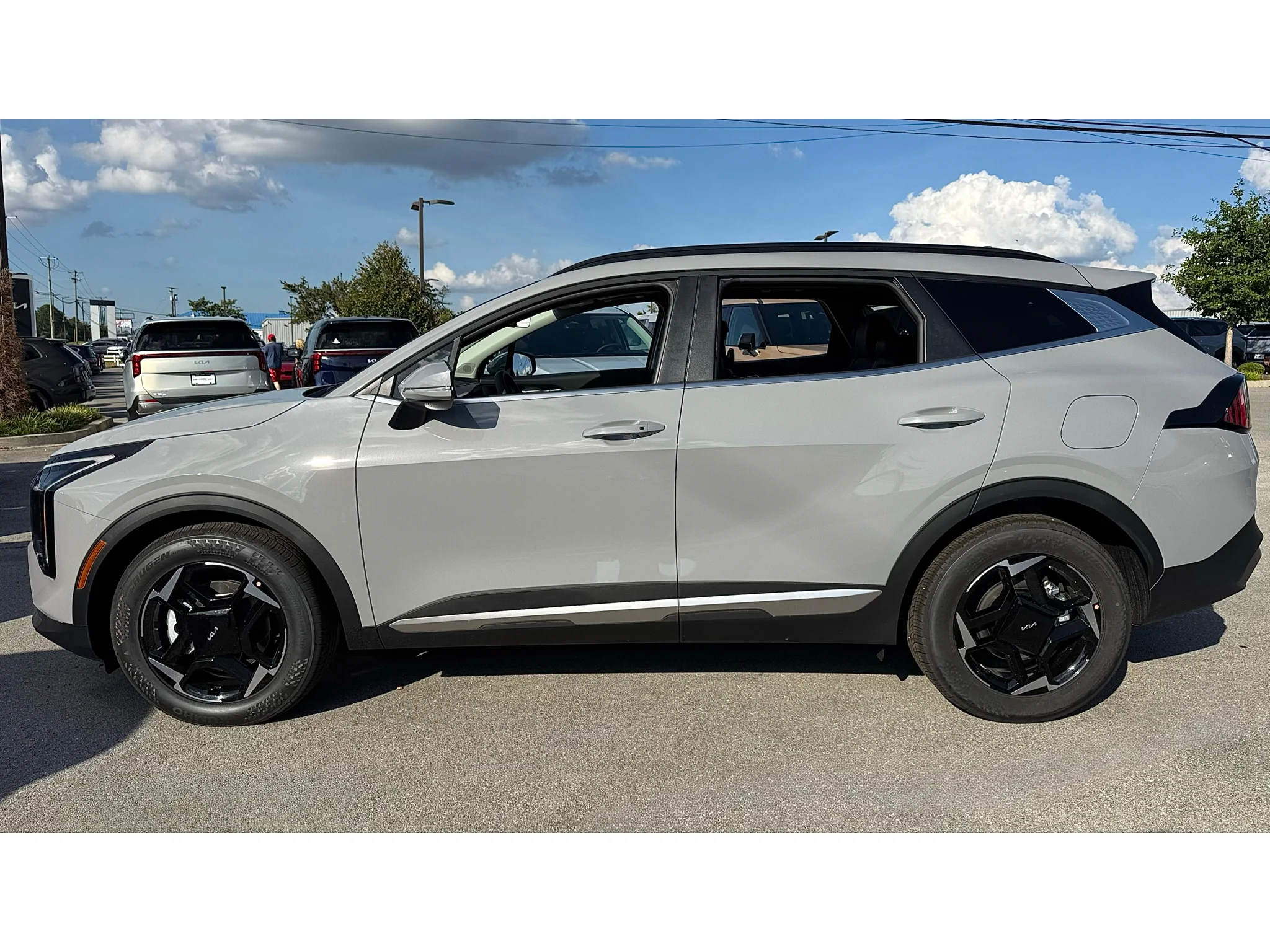 New 2027 Wolf Gray Kia EX image 28