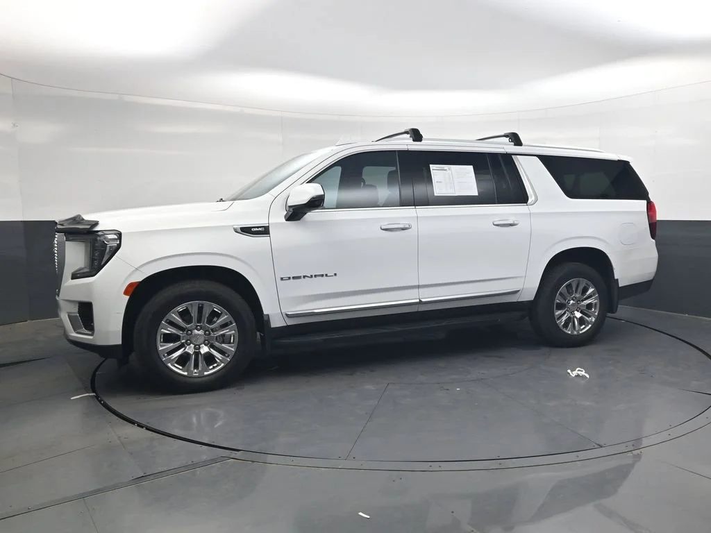 Used 2021 White GMC Denali image 13