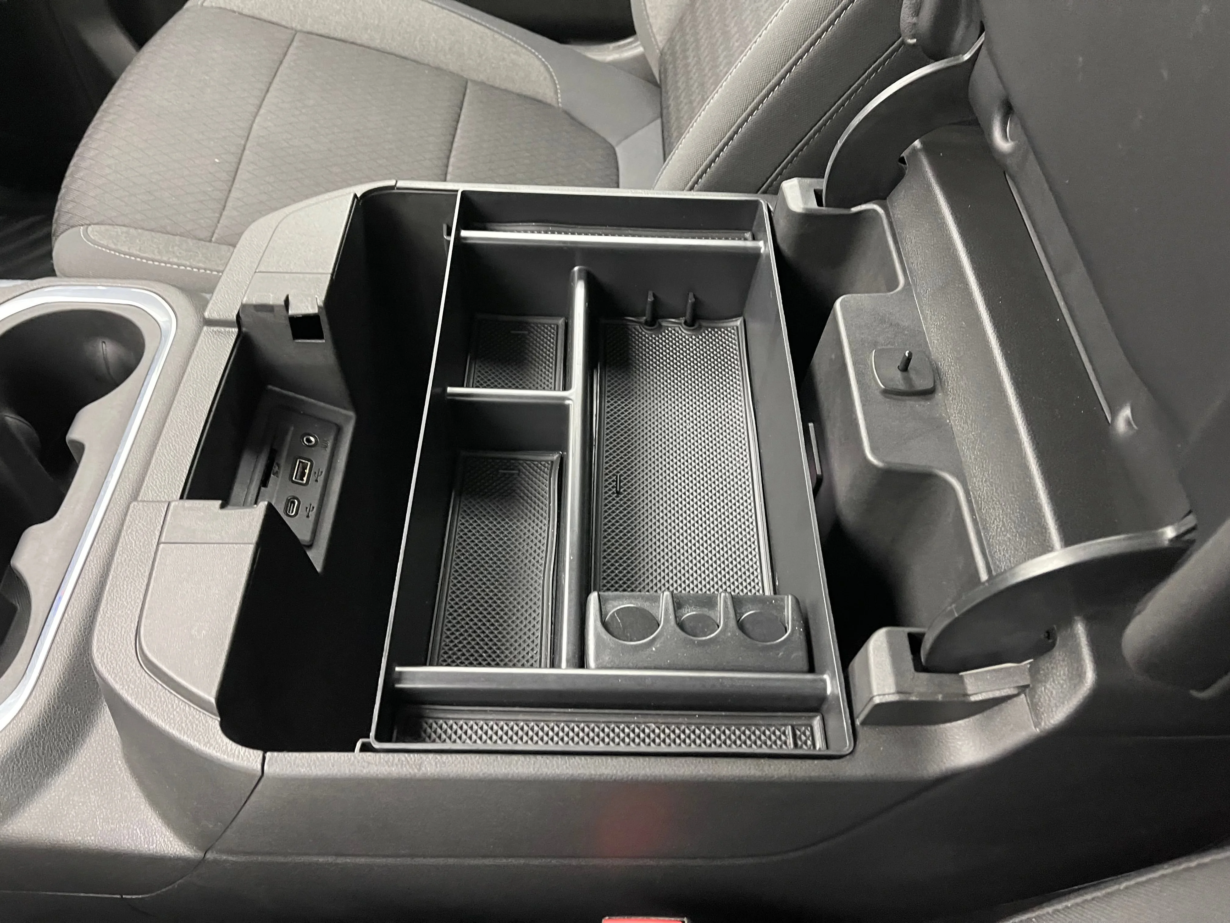 Used 2021 SUMMIT WHITE Chevrolet LT Trail Boss image 29