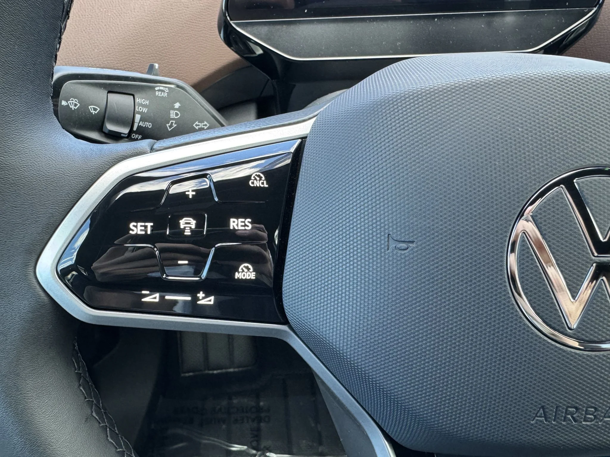 New 2026 Mountain Lake Blue Metallic Volkswagen Pro image 19
