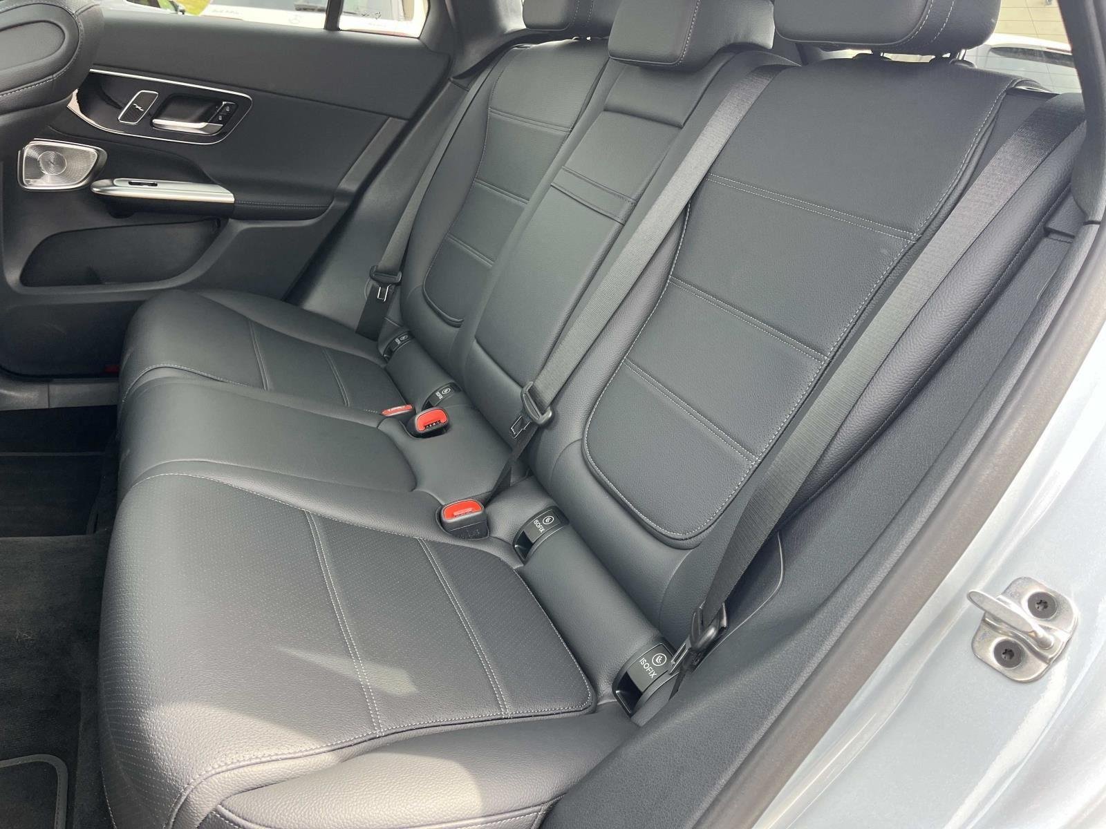 Used 2026 SILVER Mercedes-Benz GLC 300 image 18