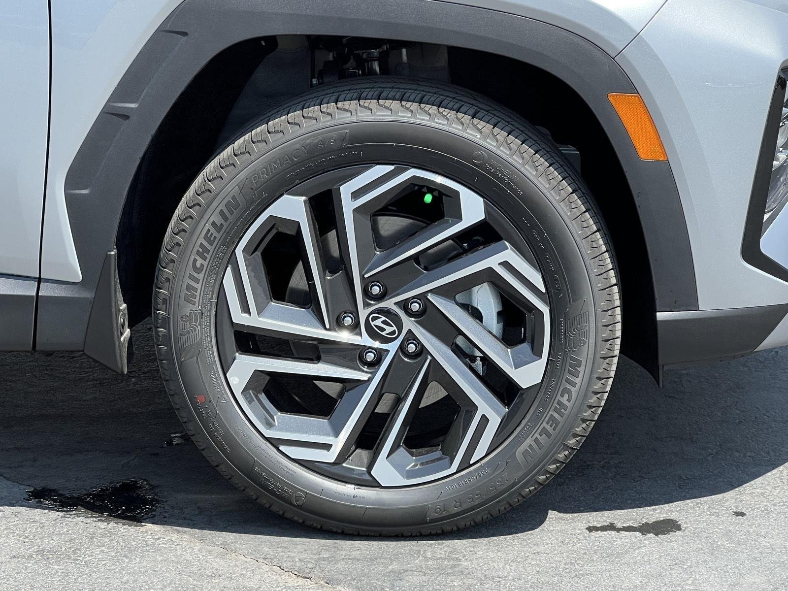 New 2026 Shimmering Silver Hyundai SEL Plus image 16