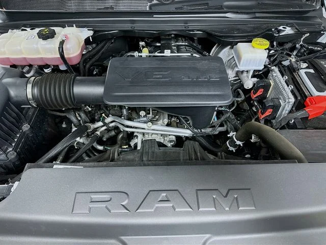 Certified Pre-Owned 2024 Ram 1500 Big Horn/Lone Star