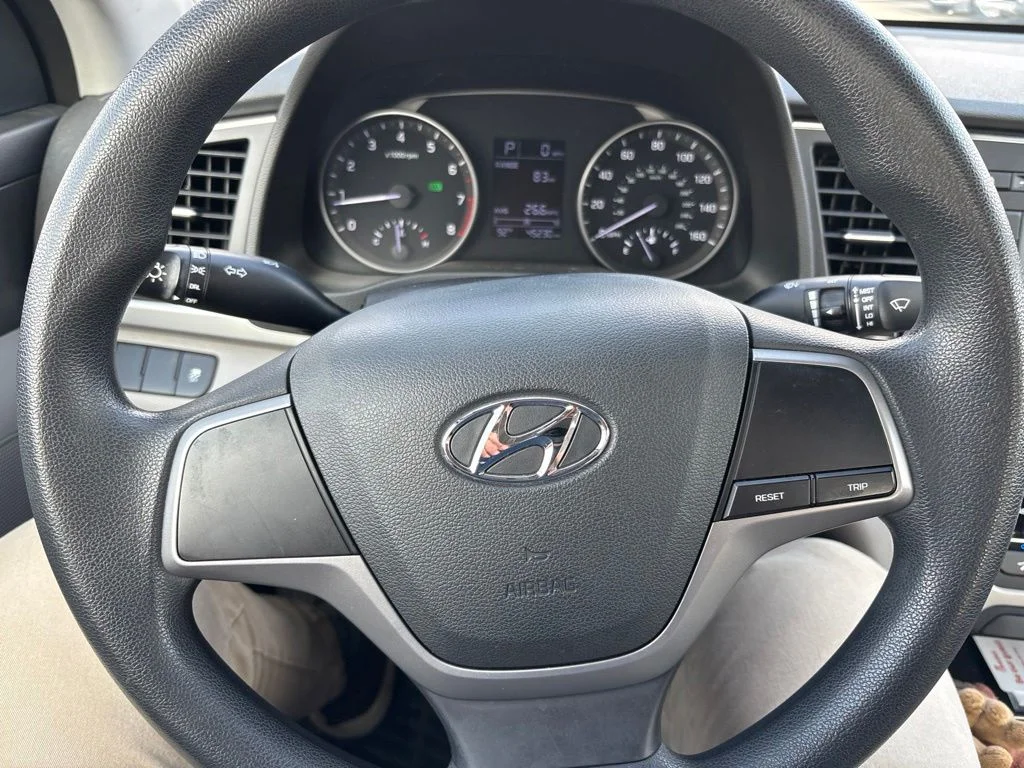 Used 2017 Red Hyundai SE image 15