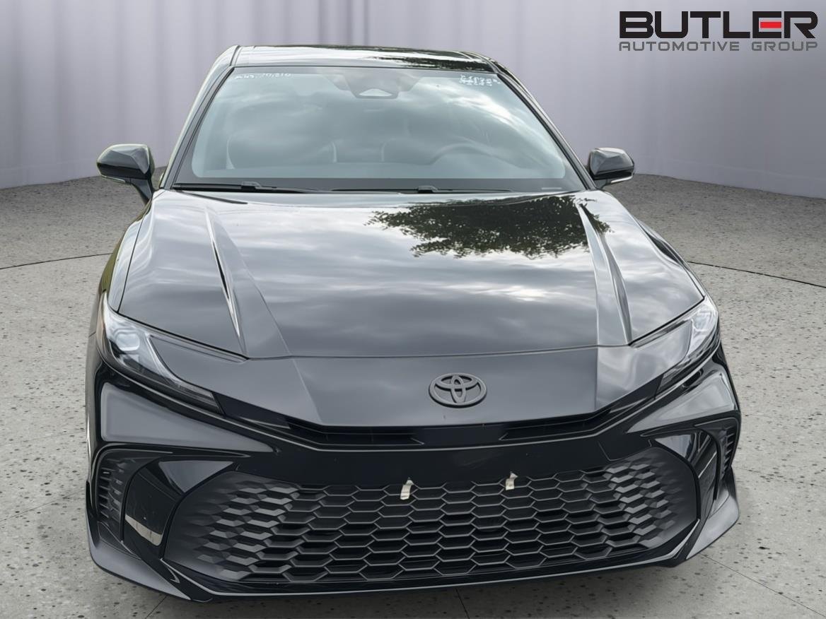 Used 2025 Midnight Black Metallic Toyota SE image 4