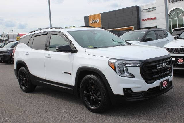 2024 GMC Terrain AT4