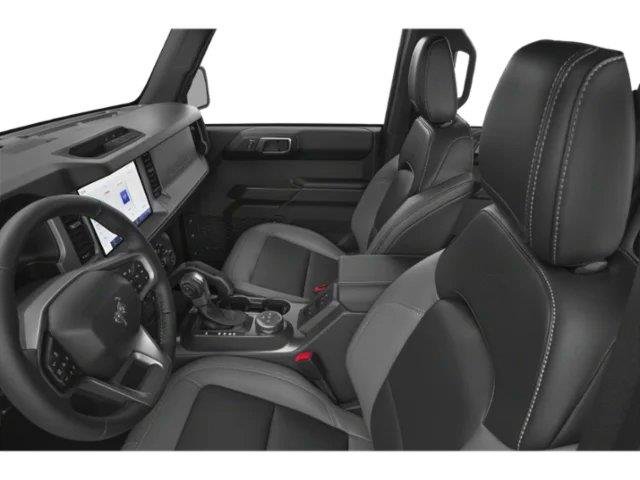 New 2026 Avalanche Gray Ford Outer Banks 4 Door 4x4 image 6