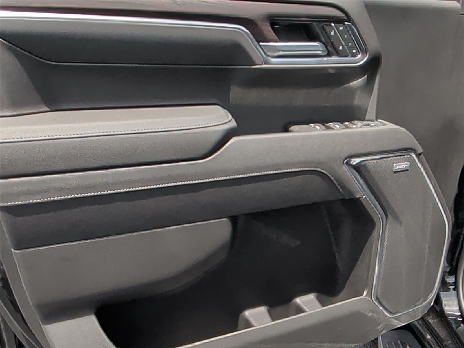 2026 Chevrolet Silverado 1500 High Country - Photo 15