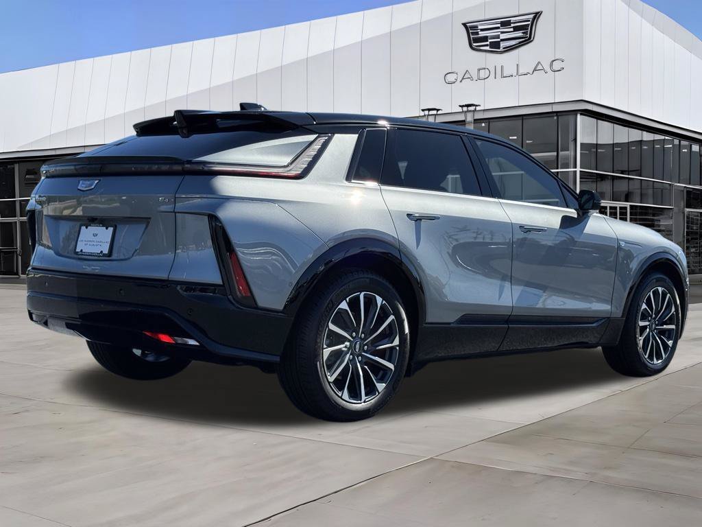 2027 Cadillac LYRIQ Sport - Photo 8