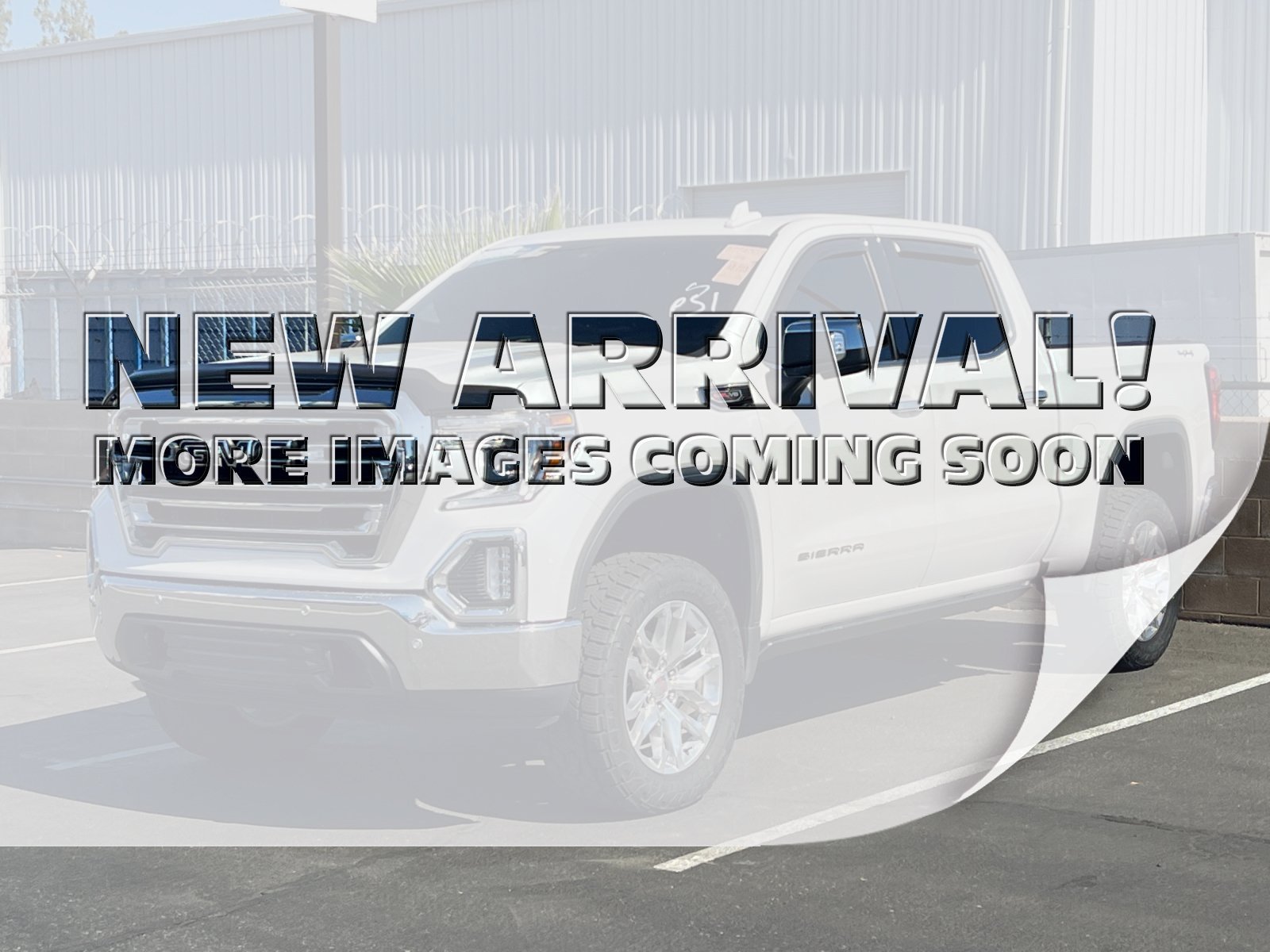 2019 GMC Sierra 4WD Crew Cab Short Box SLT's photo
