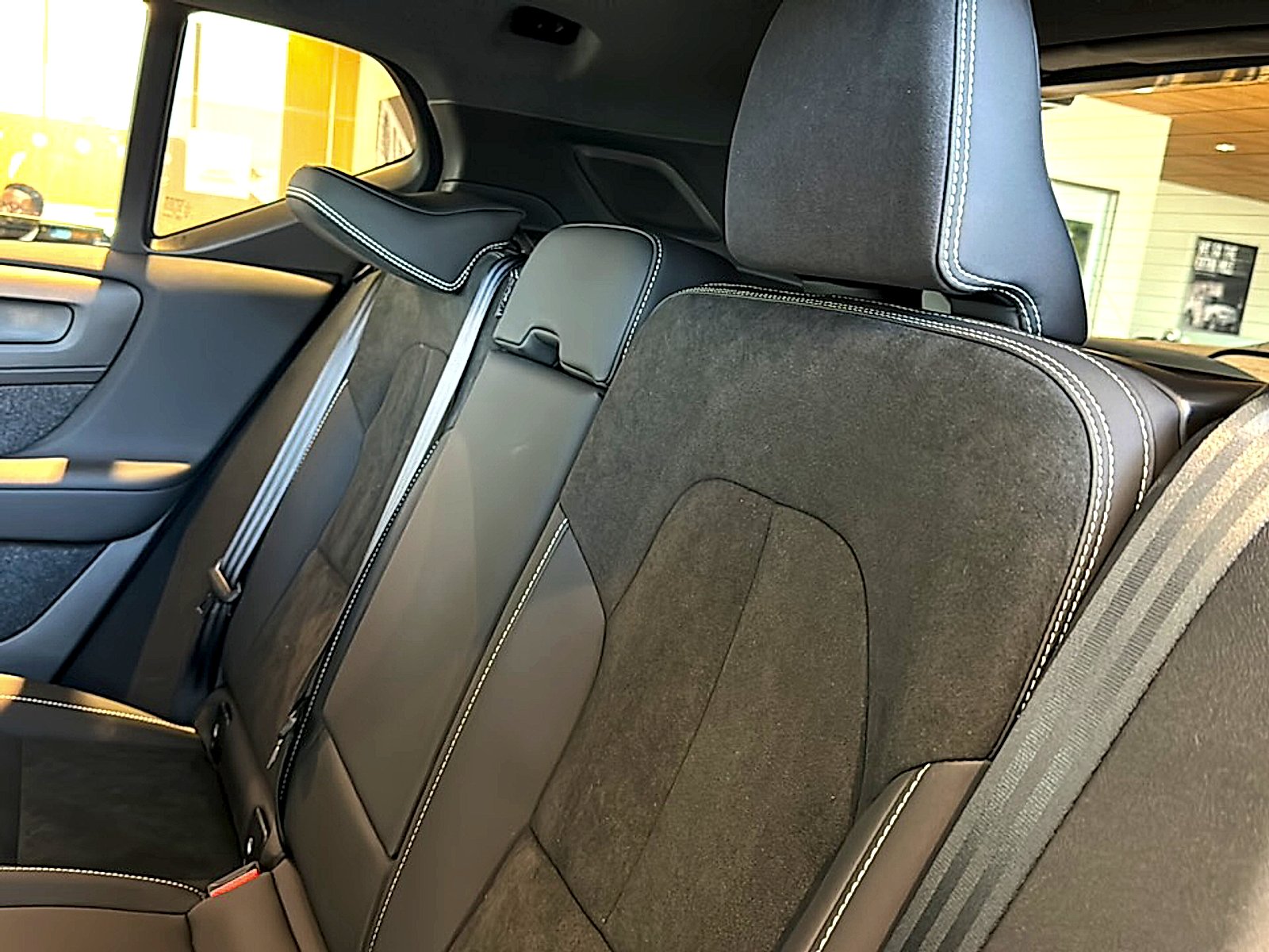 New 2026 Denim Blue Volvo Ultra image 16
