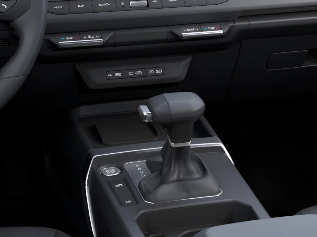 New 2027 Black Kia X-Line S image 18