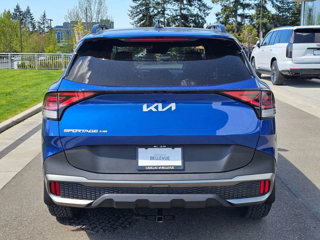 Used 2024  Kia X-Pro Prestige image 4