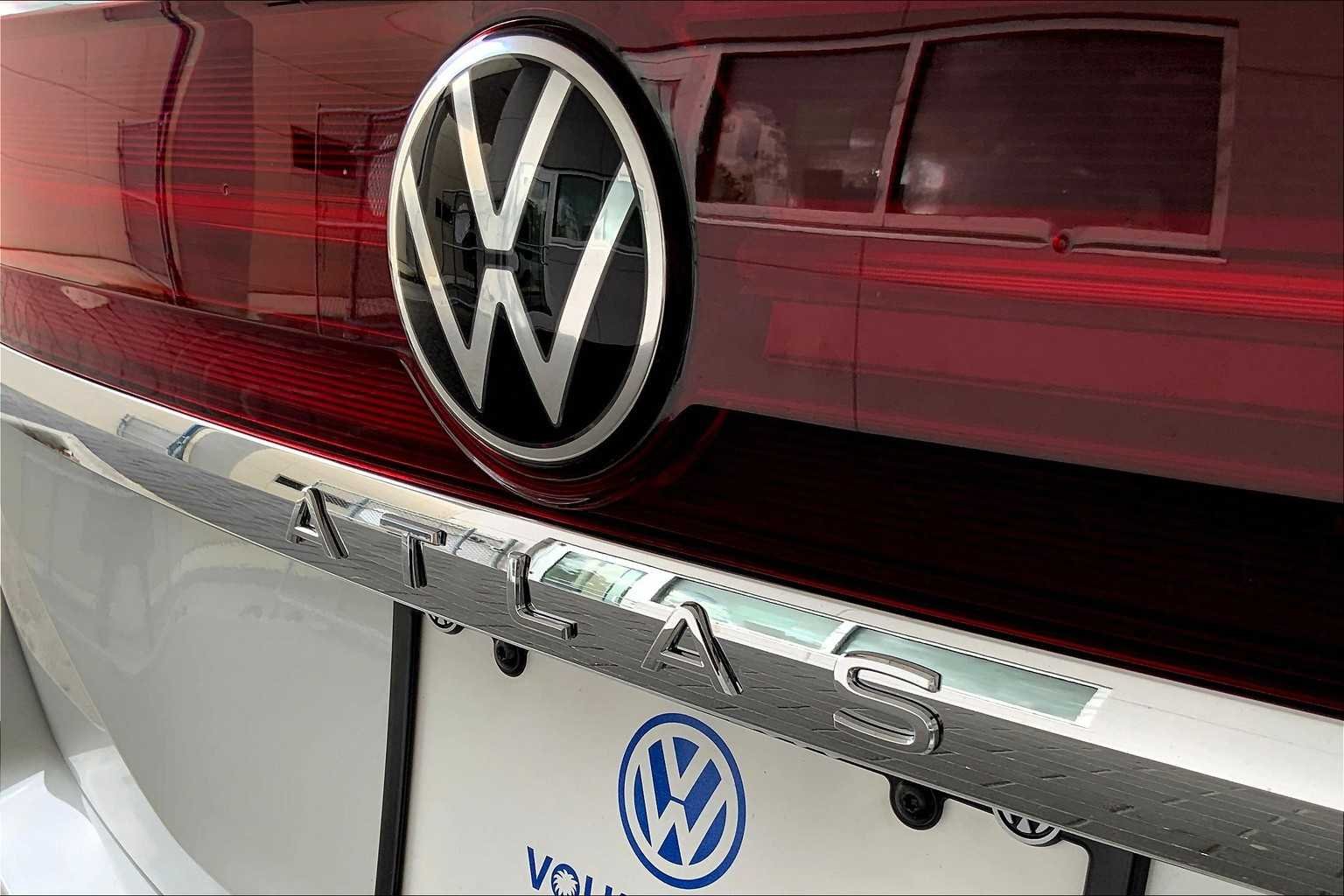 2026 Volkswagen Atlas SEL Premium R-Line - Photo 15