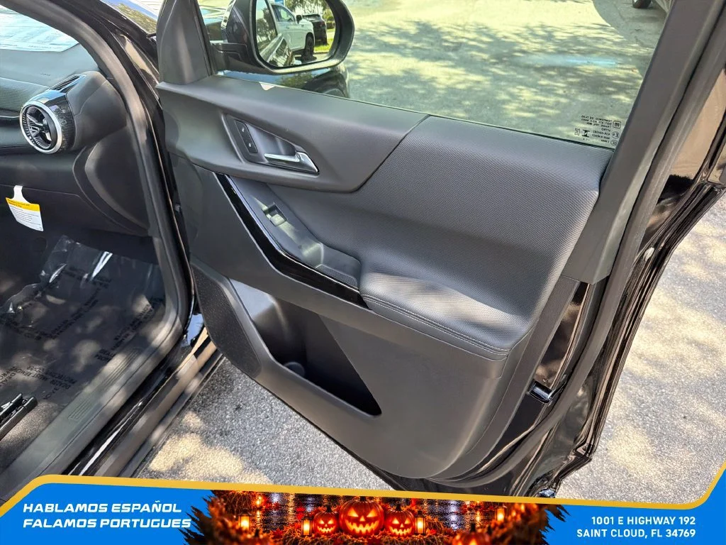 New 2027 Mosaic Black Metallic Chevrolet LT image 31