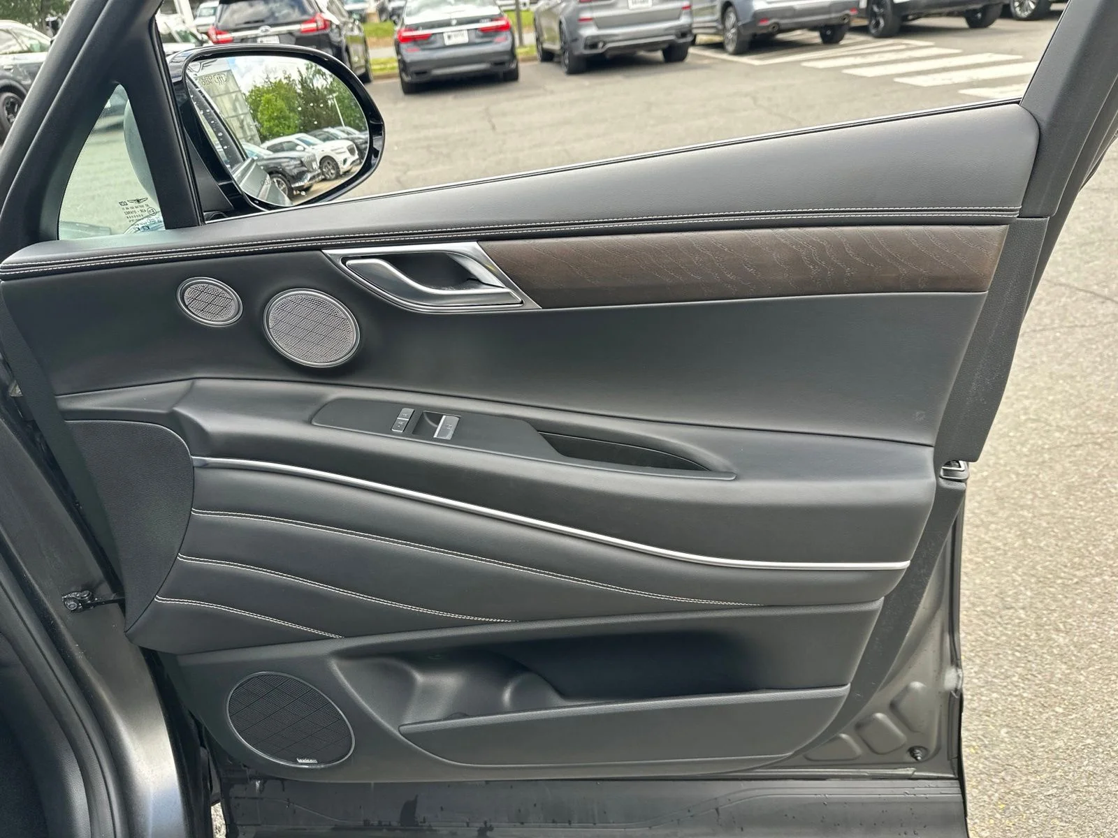 Used 2024 Gray Genesis 3.5T image 28
