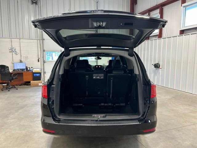 Certified Used 2023 Crystal Black Pearl Honda Touring image 22