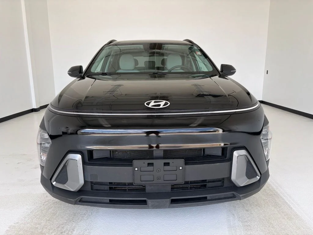 Used 2024 Black Hyundai SEL image 12