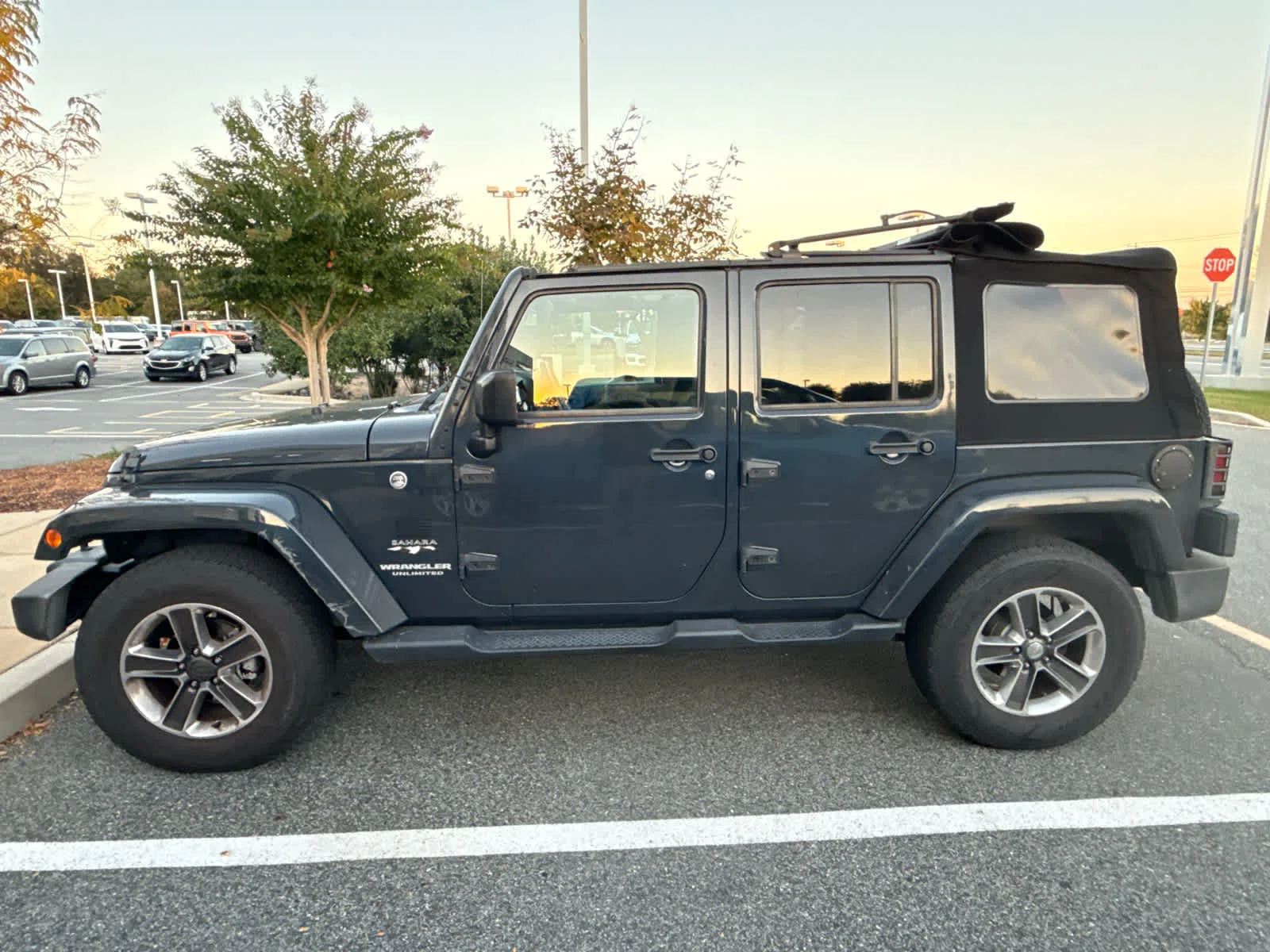 Used 2017 Rhino Clearcoat Jeep Sahara image 3