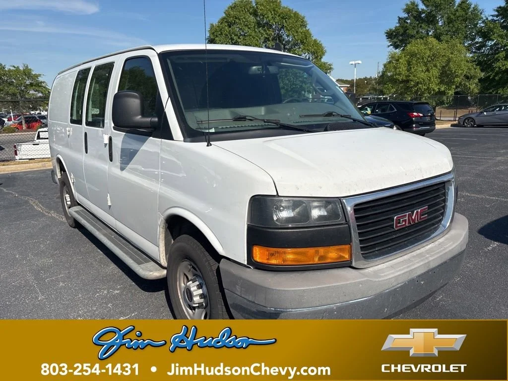 2021 GMC Savana Cargo Work Van