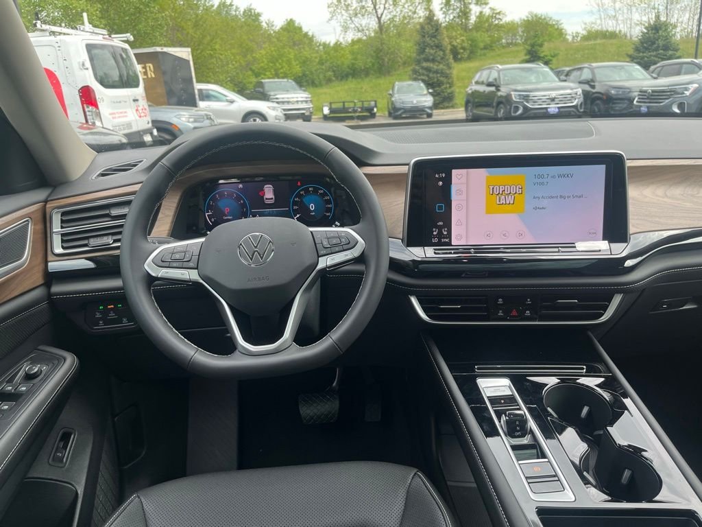 New 2026 Gray Volkswagen 2.0T SE w/Technology image 18