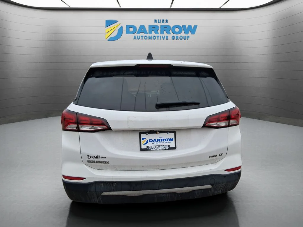 Used 2022 White Chevrolet LT image 4