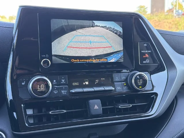 Used 2023 Black Toyota XLE image 19