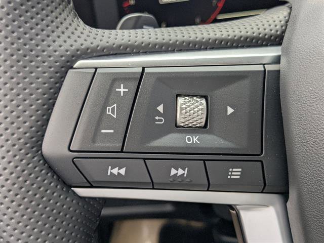 Used 2025 Graphite Gray Mitsubishi SEL image 23