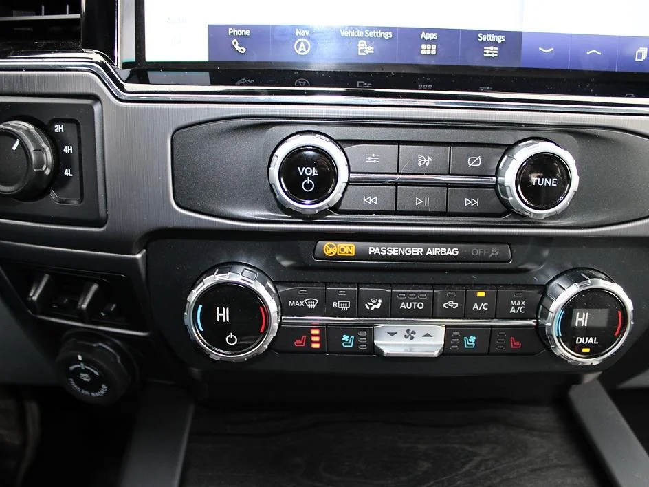 2022 Ford F-450 Super Duty Limited - Photo 15