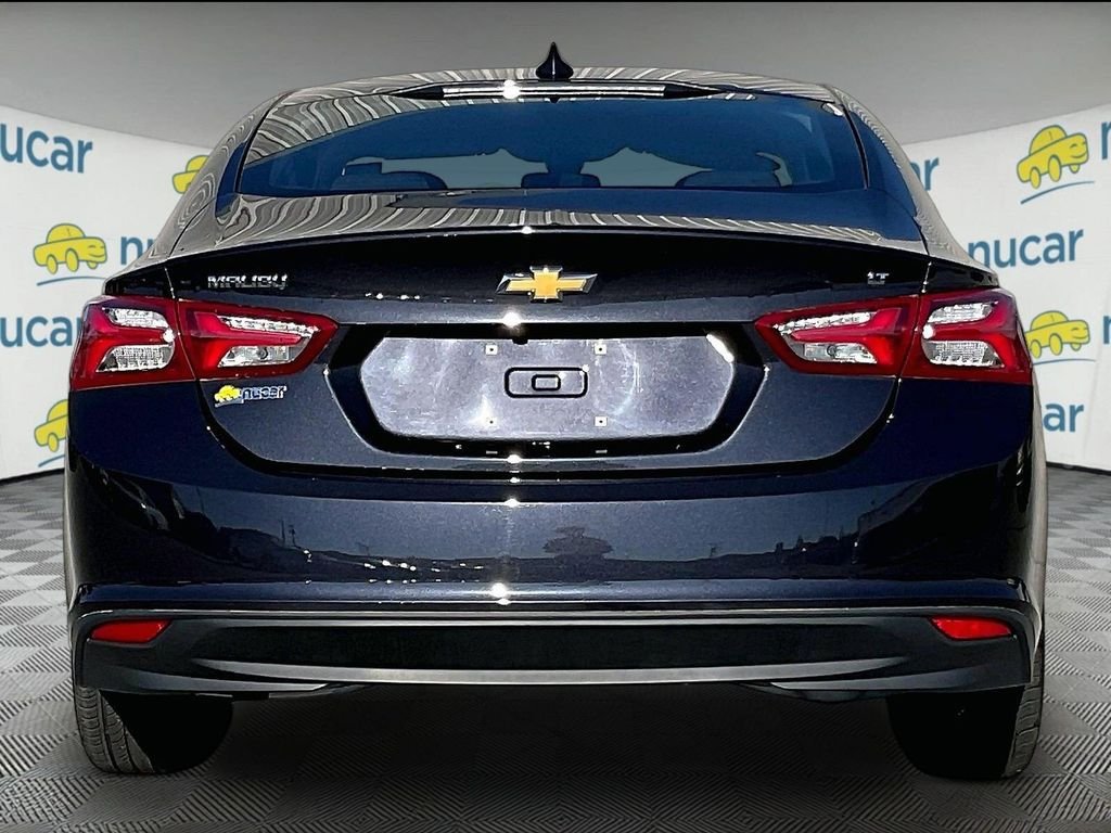 Used 2022 Gray Chevrolet LT image 5