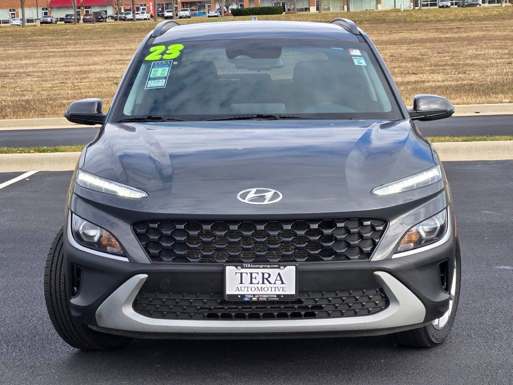 Used 2023 Hyundai Kona SEL with VIN KM8K62AB8PU985276 for sale in Plano, IL