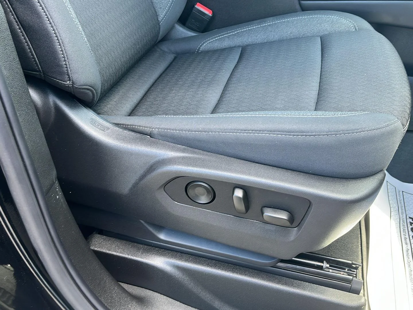 Used 2026 Black Chevrolet LS image 33
