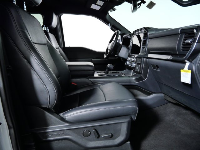 Used 2023 White Ford XLT image 13