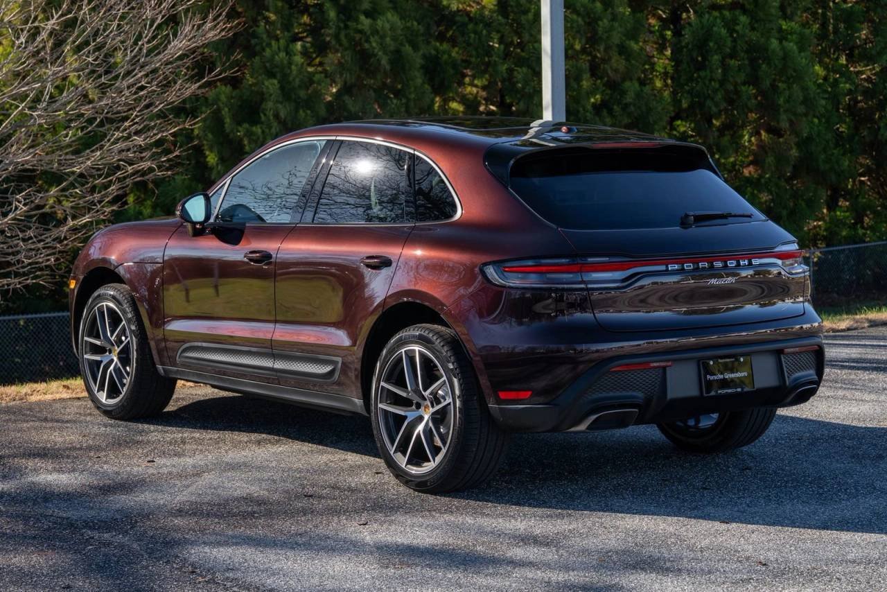 Used 2026  Porsche  image 3