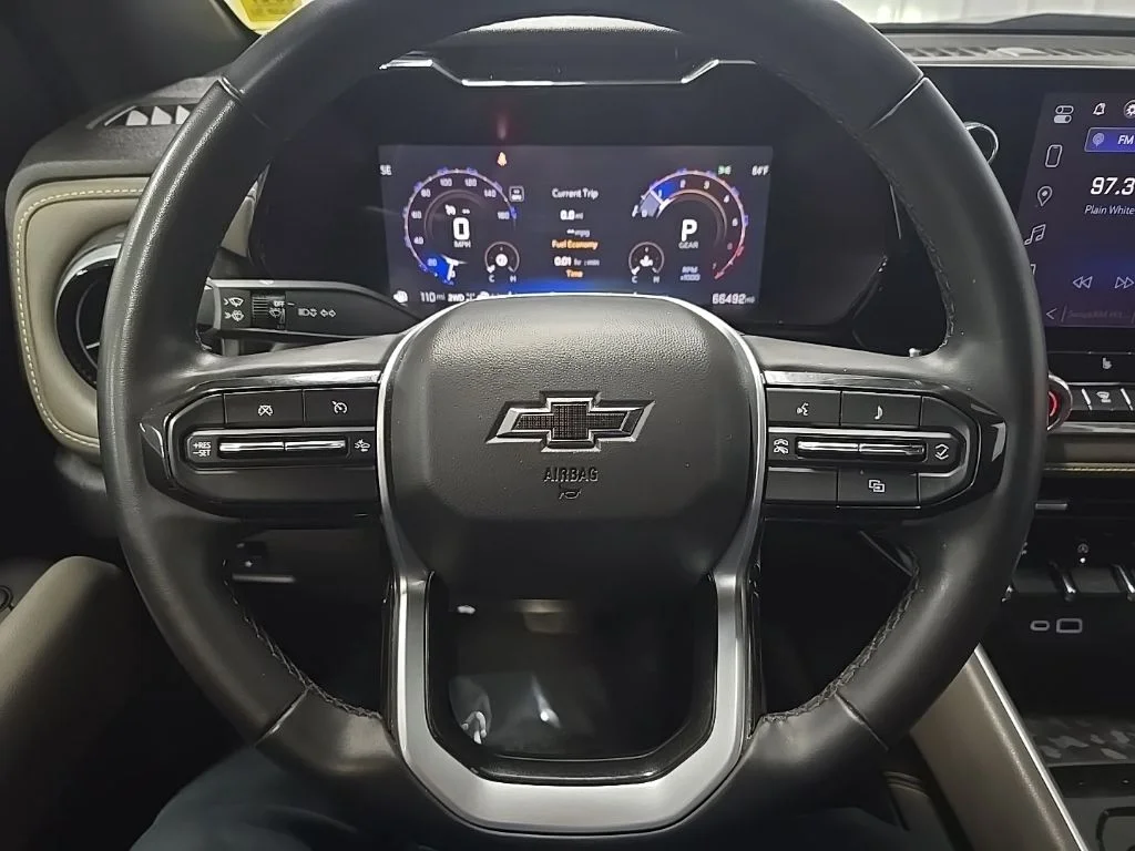 Used 2024 Blue Chevrolet ZR2 image 21