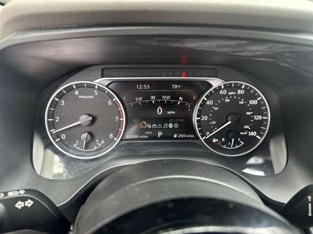 Used 2023 White Nissan SL image 19