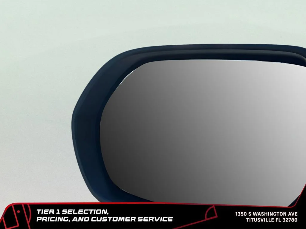 New 2026 Glacier White Tricoat GMC Elevation image 39