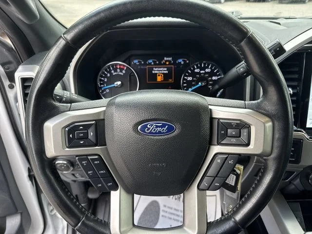 Used 2022 White Ford Lariat image 24